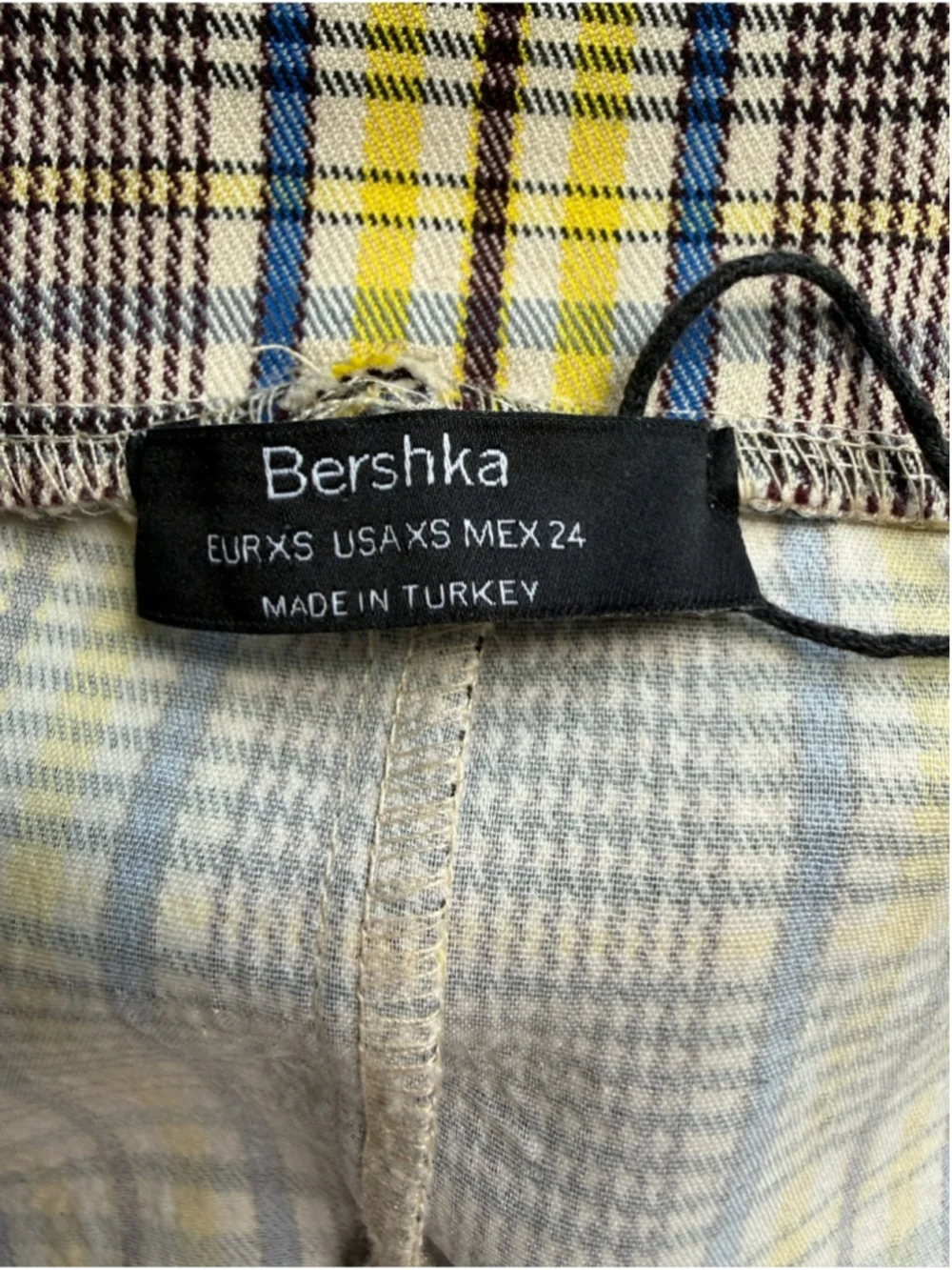 Bershka Plaid Belted Mini Skirt in Yellow and Gray Size XS Y2K Preppy Clueless
